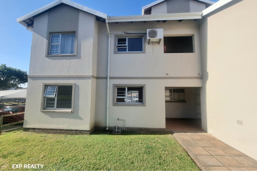 2 Bedroom Property for Sale in Beacon Bay Eastern Cape